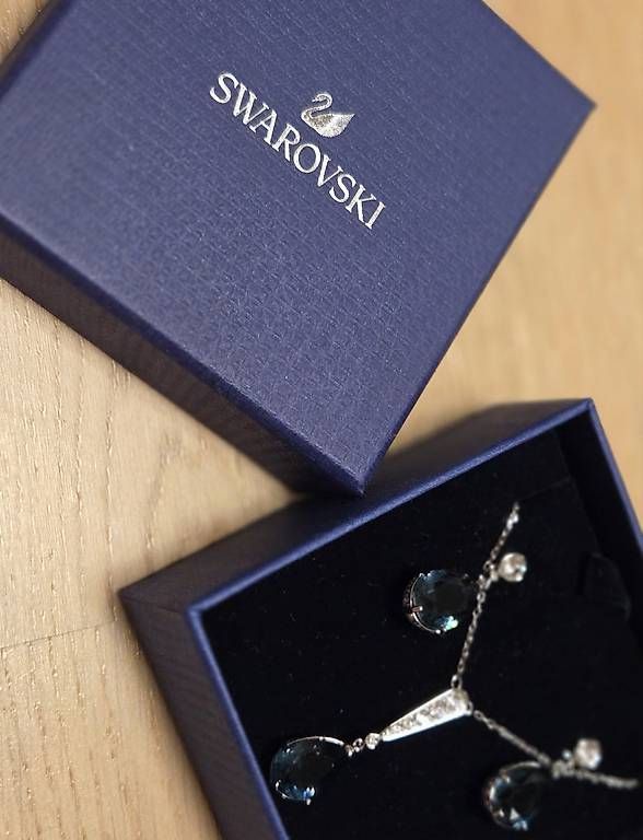 Altri gioielli: Swarovski Schmuckset – Nuovo e nell'imballaggio originale da Schüpfen venduto da jel_v96z 1