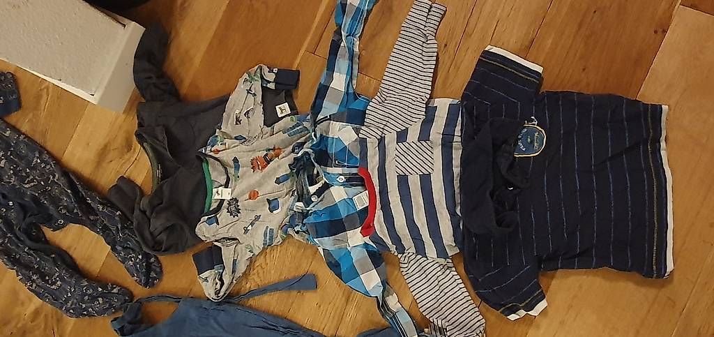 Lotti & Set di vestiti: Superschönes Kleiderpaket Junge, Grösse 98 – Usato da Schlieren venduto da carolinvs 2