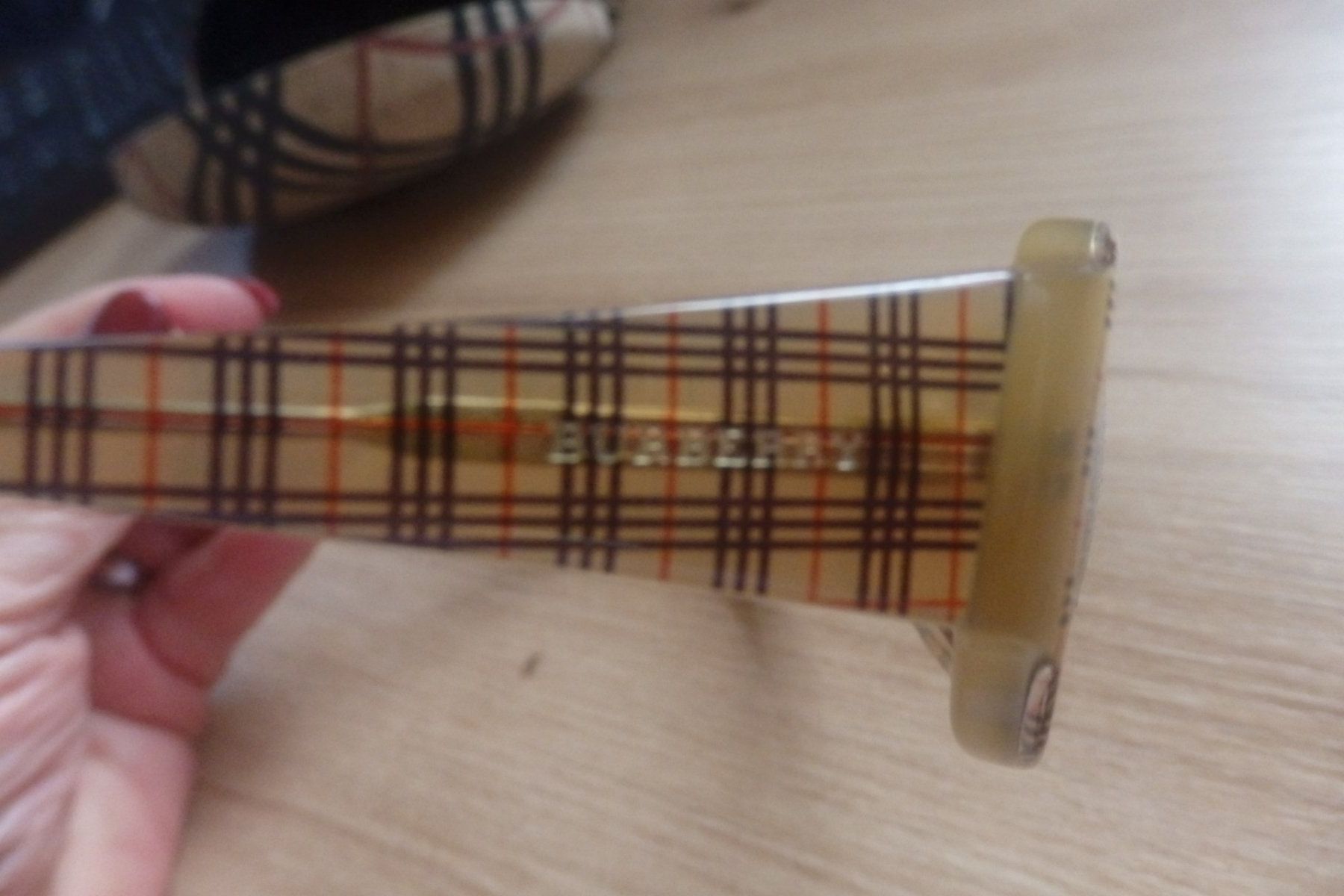 Burberry Lunettes & Verres: Burberry Sonnenbrille – D'occasion à Marbach LU par Gina0 5