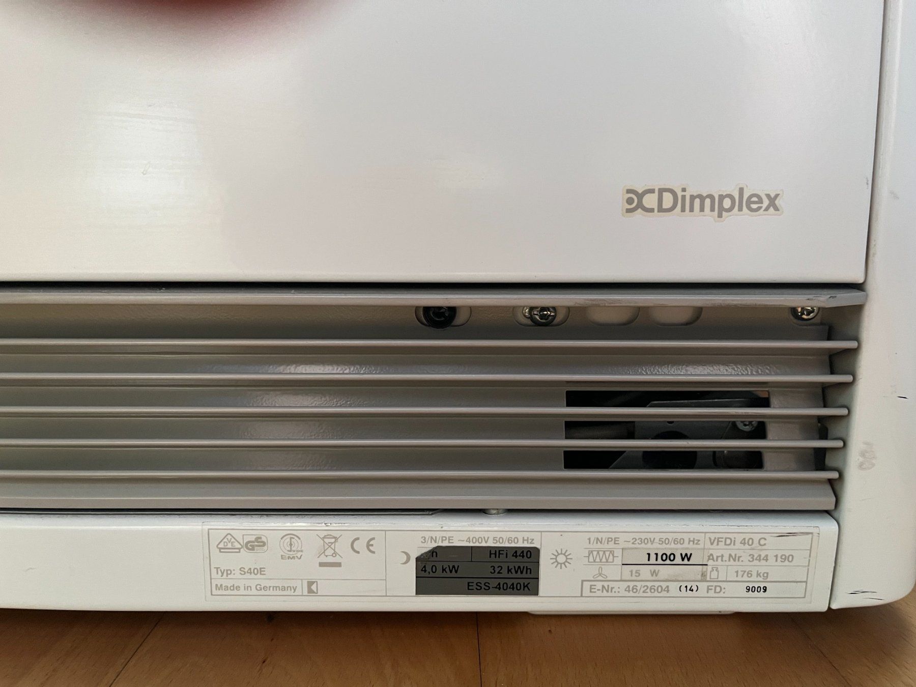 Radiatori: Dimplex S40E Wärmespeicher 4kw – Usato da Leuggern venduto da Yzerman2 1