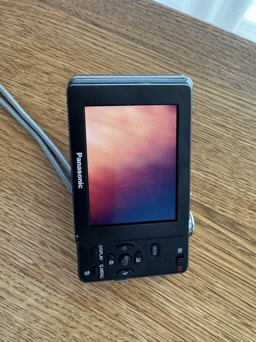 Panasonic Fotocamera: Panasonic LUMIX DMC-FS62 Digicam – Usato da Sennwald venduto da hosszidavid 5