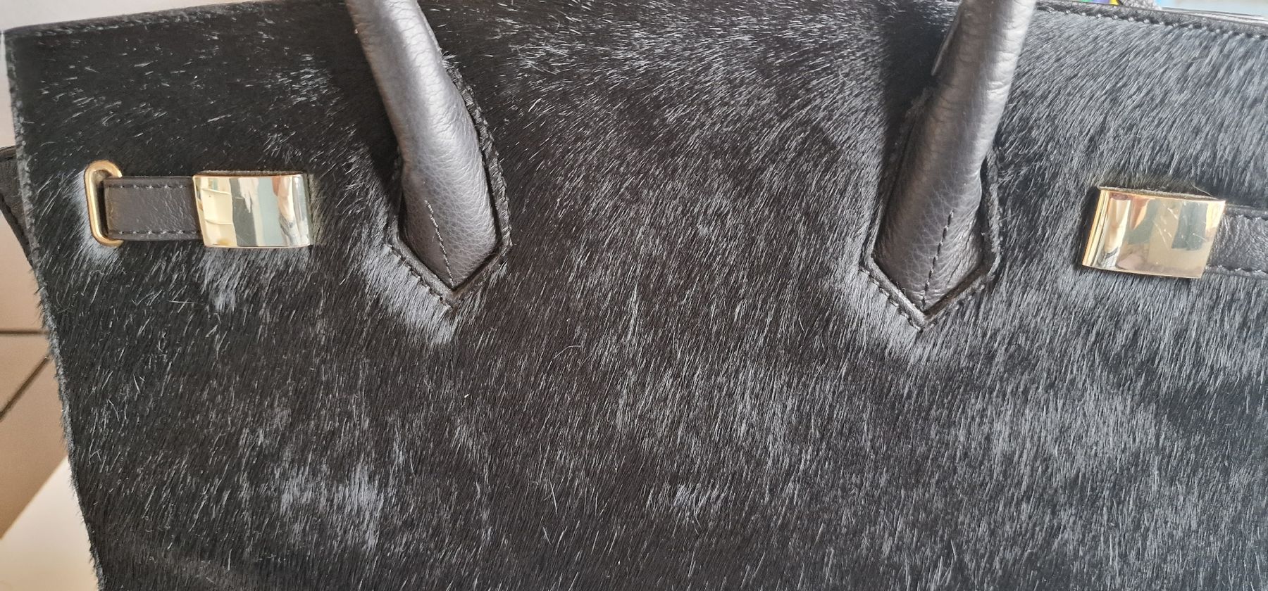Guess Borse da donna: Guess Handtasche in Schwarz – Nuovo (secondo la descrizione) da Chur venduto da car_5clc 6