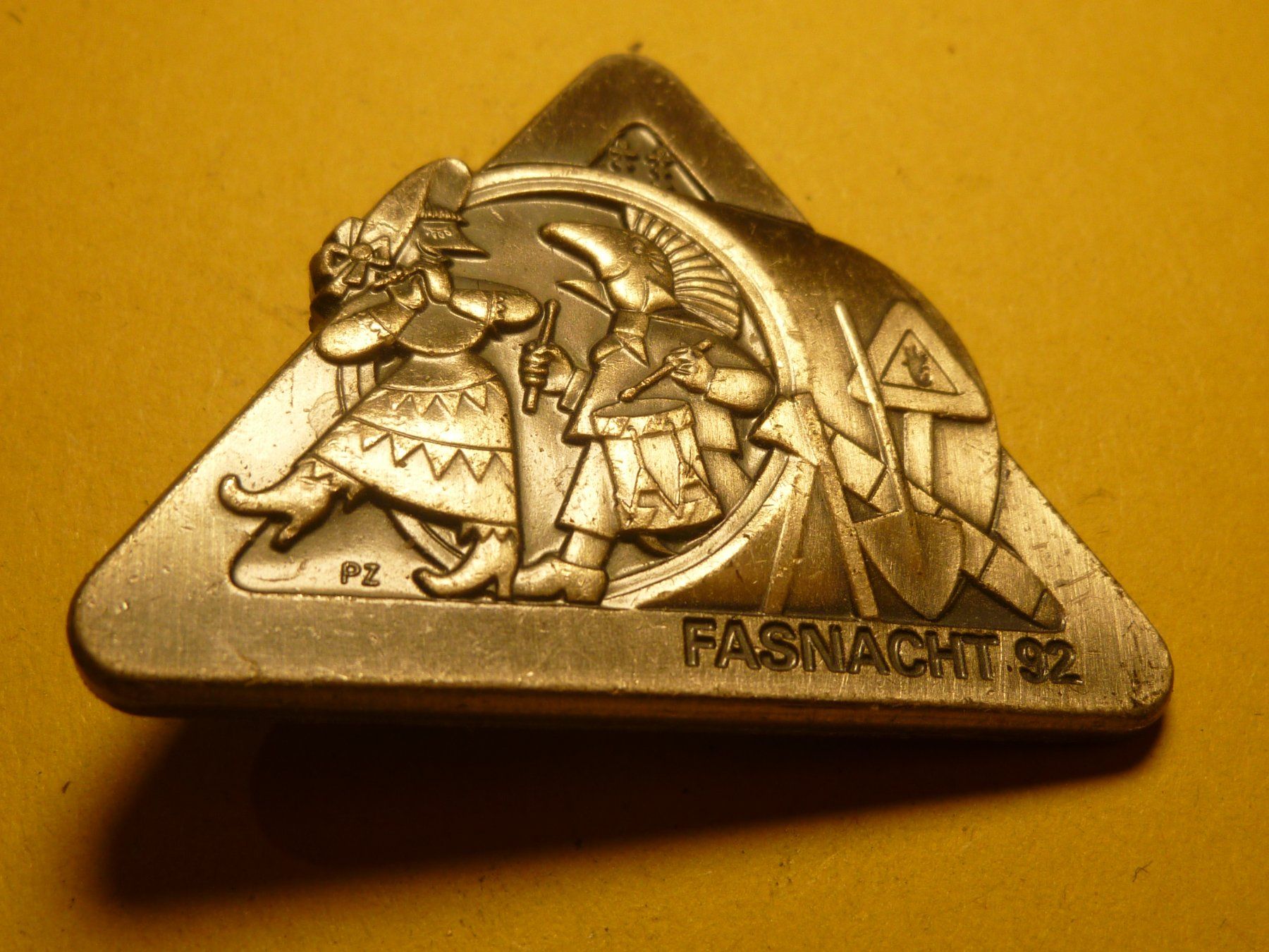 Placchette & Badge: BASEL 1992 SILBER – Usato da Ried (Muotathal) venduto da Mandarin02