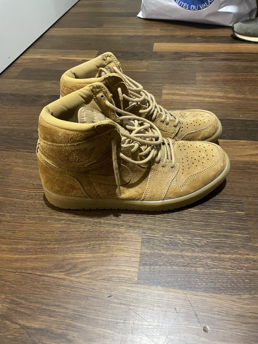 Nike Scarpe da uomo: chaussure nike brune montante  – Usato da Lausanne venduto da ps5_d2pw