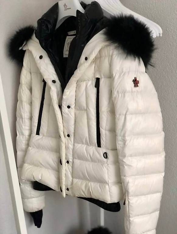 Moncler Giacche: Veste Moncler XS – Usato da Neyruz FR venduto da Patricia.G. 3
