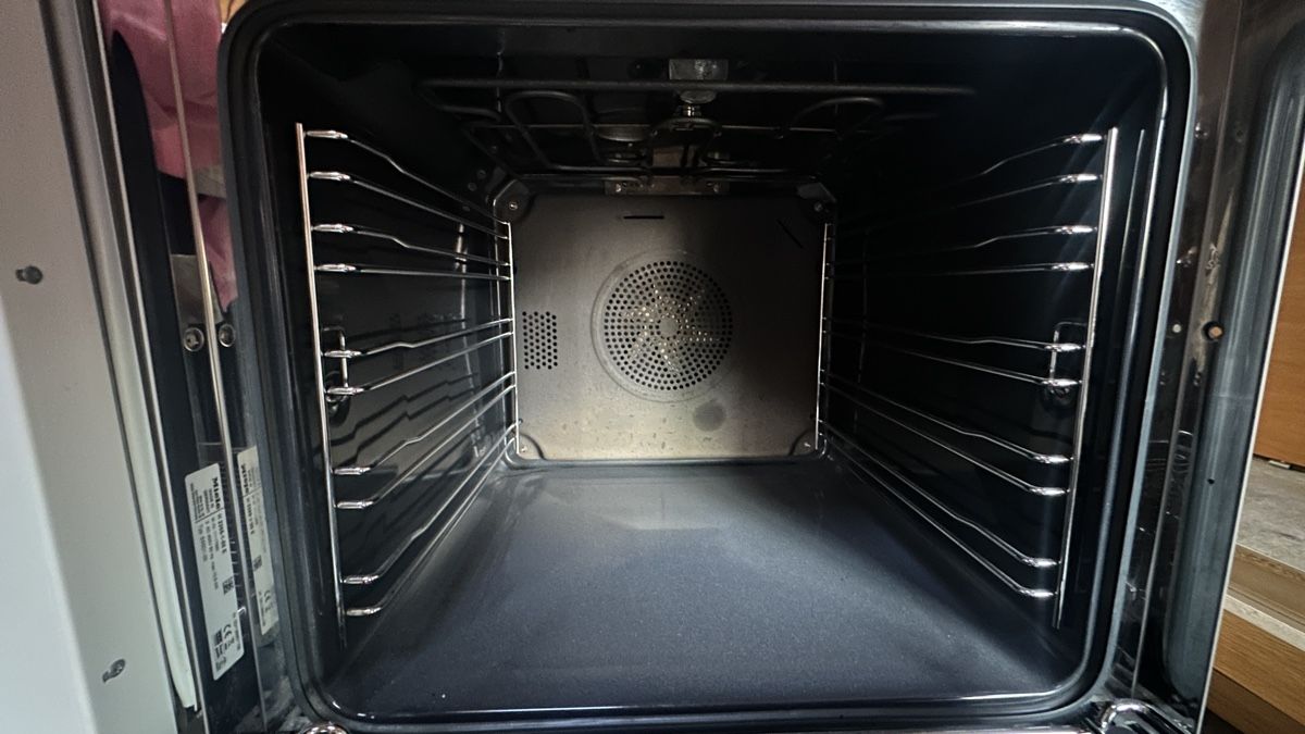 Miele Forni: Four Miele – Usato da Colombier NE venduto da che_j9pw 2