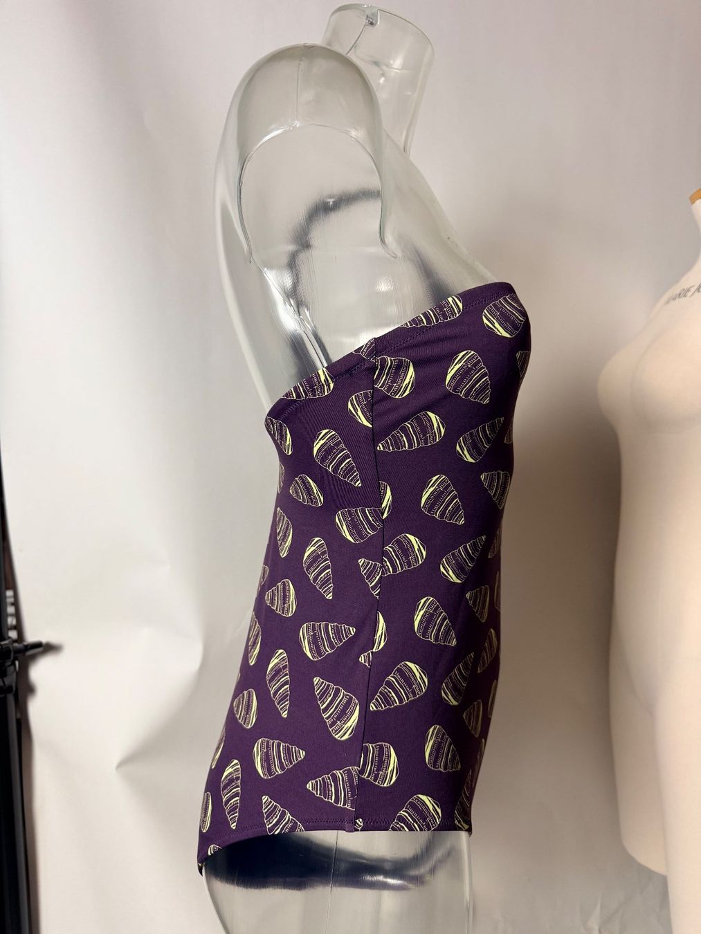 Badekleider & Bikinis: BLUSHA, Badekleid, Grösse 38, Farbe Violett mit Muster – Neu und originalverpackt aus Rudolfstetten von gst_g7xl 2