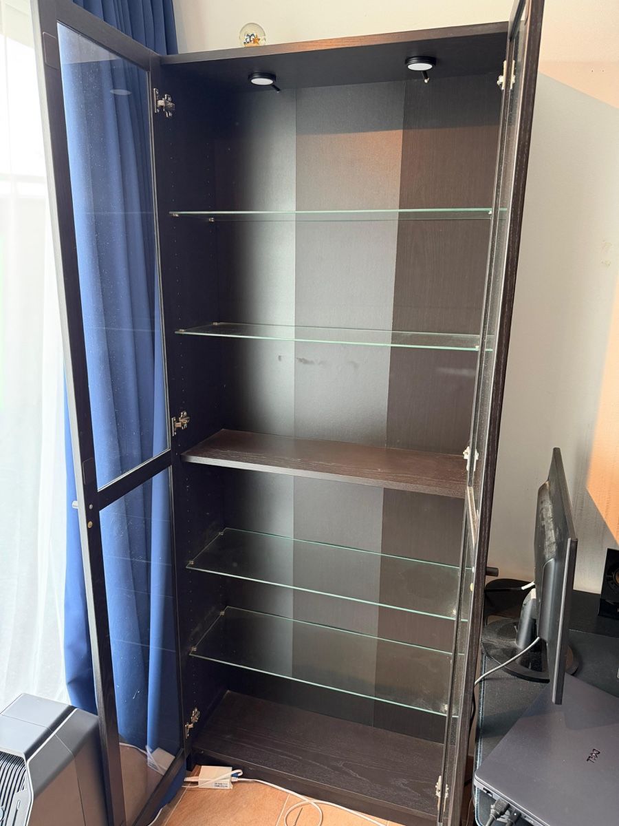 Ikea Vetrine: Ikea Vitrine  – Usato da Horgen venduto da Pezi8810 1