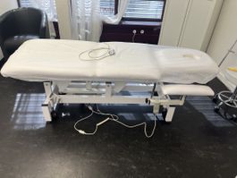 Elektrische Massageliege, 