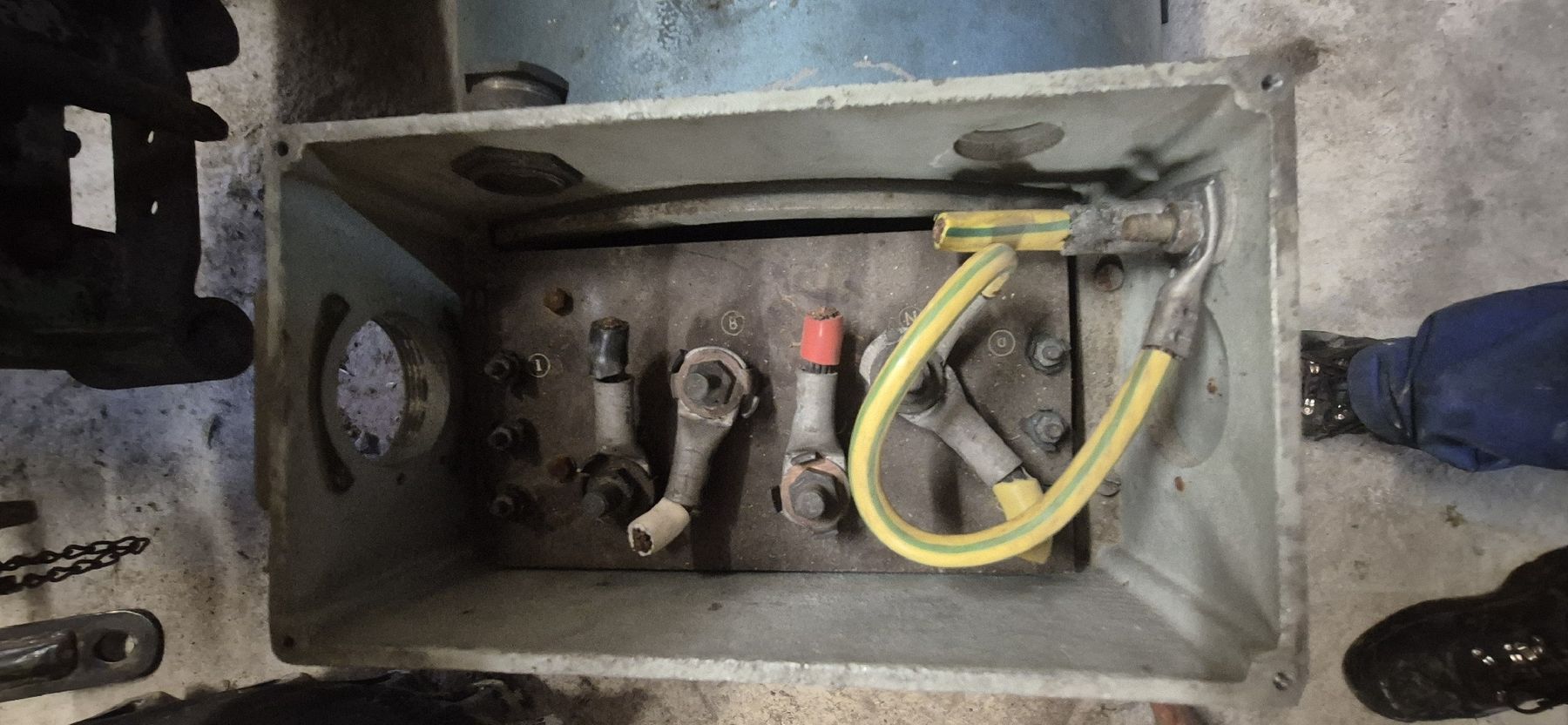 Generatori di corrente: Generator – Difettoso da Hallau venduto da Janick_23 3