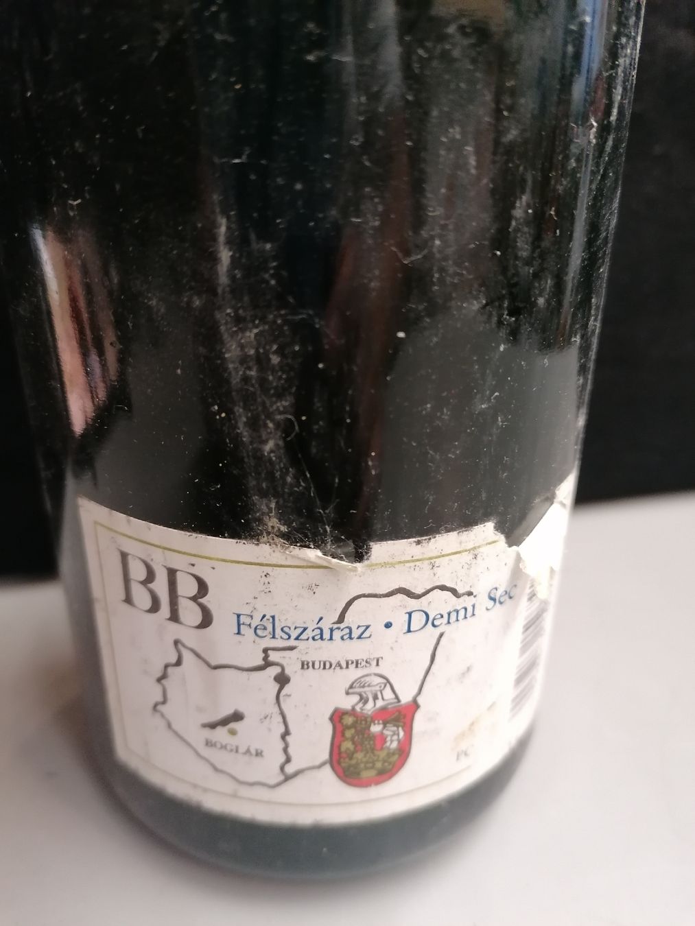 Wein: BALATON BOGLÁR – Neu (gemäss Beschreibung) aus Genève von Leboucheoreilles 4