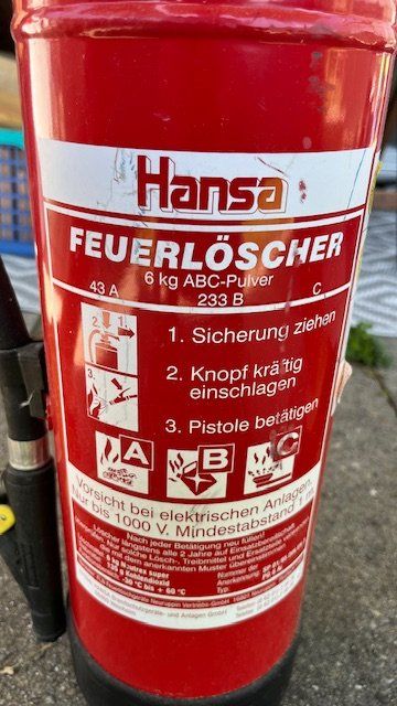 Feuerlöscher: Feuerlöscher 6kg ABC Pulver – Neu (gemäss Beschreibung) aus Biel/Bienne von Tbachi