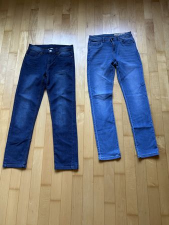 Für Jungs: 2 verschiedene Jeans, Grösse 164