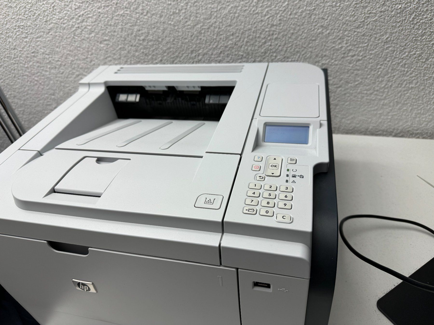 Hewlett Packard Drucker: HP LaserJet P3015   ab 1.-! – Gebraucht aus Wald ZH von  1