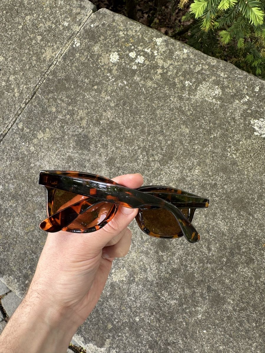 Lunettes & Verres: Vintage Thick Frame Sunglasses Black Brown – D'occasion à Effretikon par rus_2l2p 3