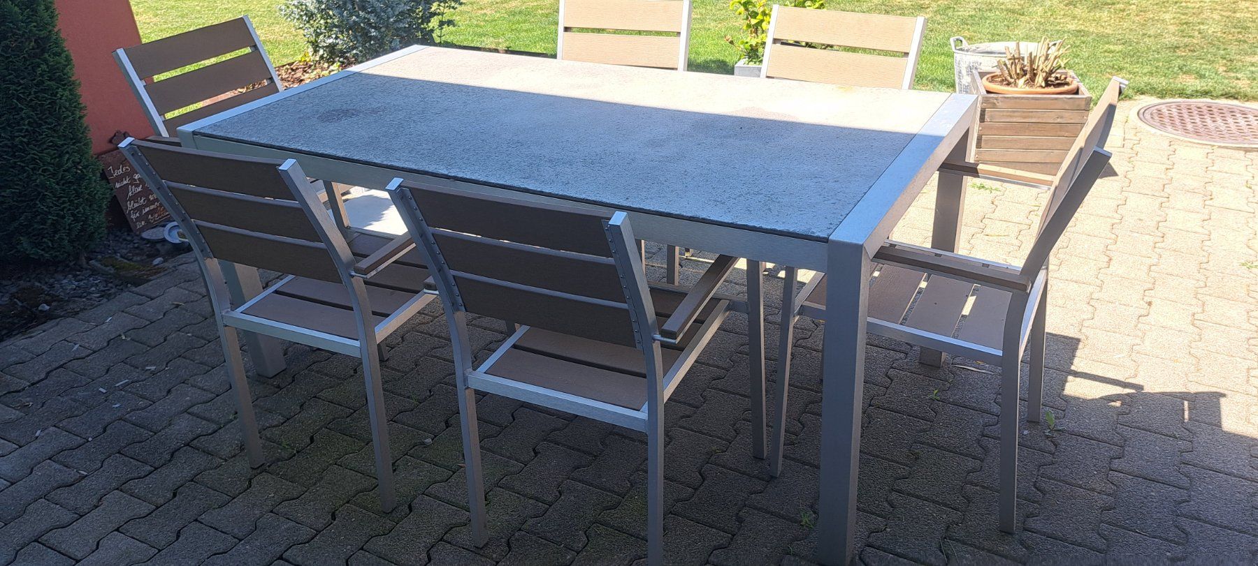 Tavoli: Gartenmöbel Set Tisch mit 6 Stühle Chromstahl – Usato da Siegershausen venduto da Siegershausen1956