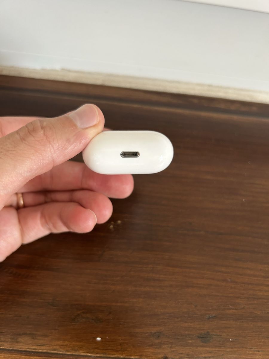 Apple Casques audio: Apple AirPods 2 avec boîtier – D'occasion à Küsnacht ZH par gui_fb7v 1
