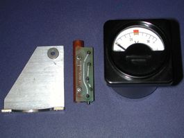 Voltmeter.