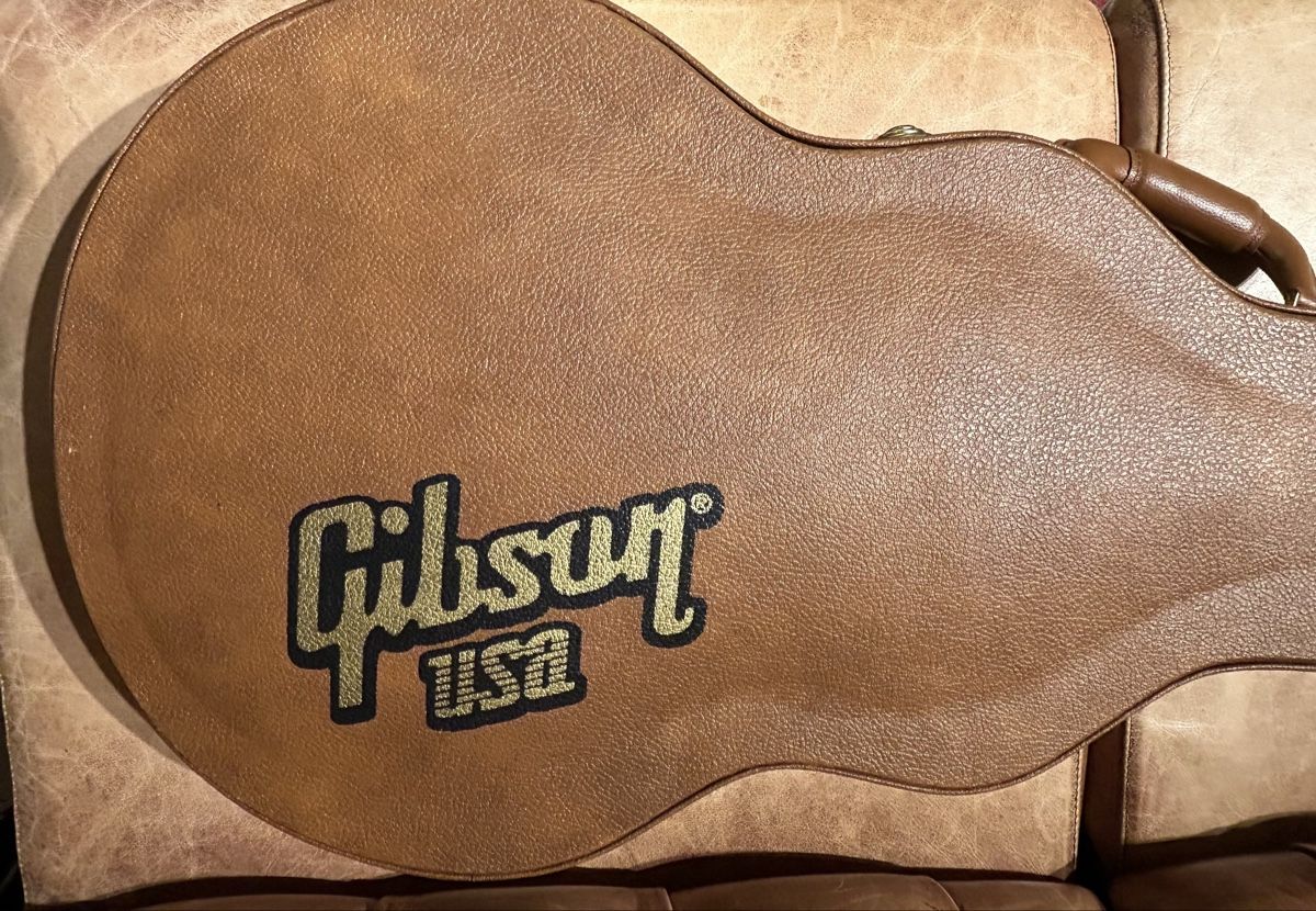 Gibson Strumenti musicali: Gibson Les Paul Classic Player Plus Satin Wine Red P90 – Usato da Bergdietikon venduto da SoundFactory 8