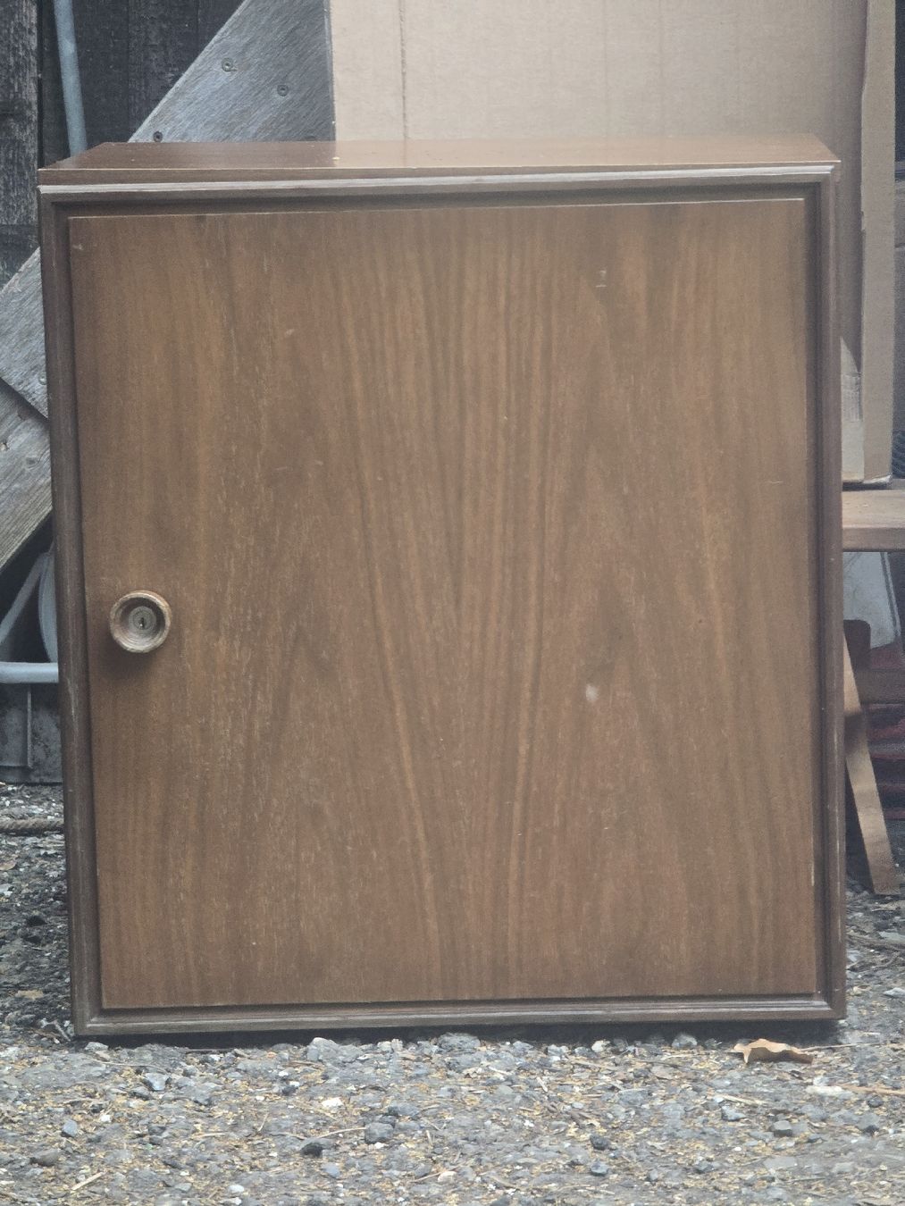 Armadi: Vintage Holzschränkchen / Wandschränke im Set oder einzeln – Usato da Aegerten venduto da Yola_1 1