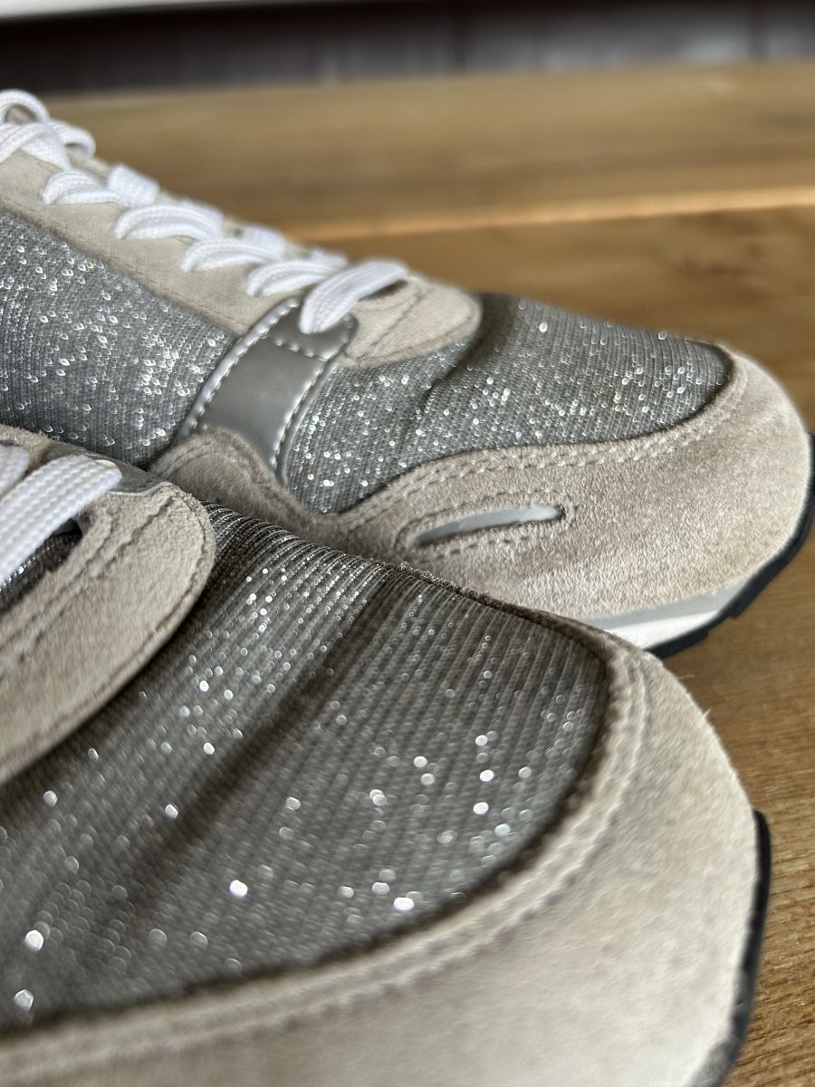 Armani Chaussures femmes: Armani Schuhe Grösse 38 – D'occasion à Wil SG par sab_vl6q 4