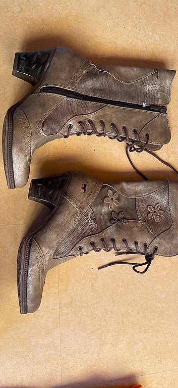 Scarpe da donna: Wunderschöne Leder-Mustang Stiefel 37 – Usato da Meiringen venduto da Bignoddy 3