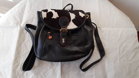 MICHEL JORDI Rucksack schwarz aus Leder mit echtem Kuhfell