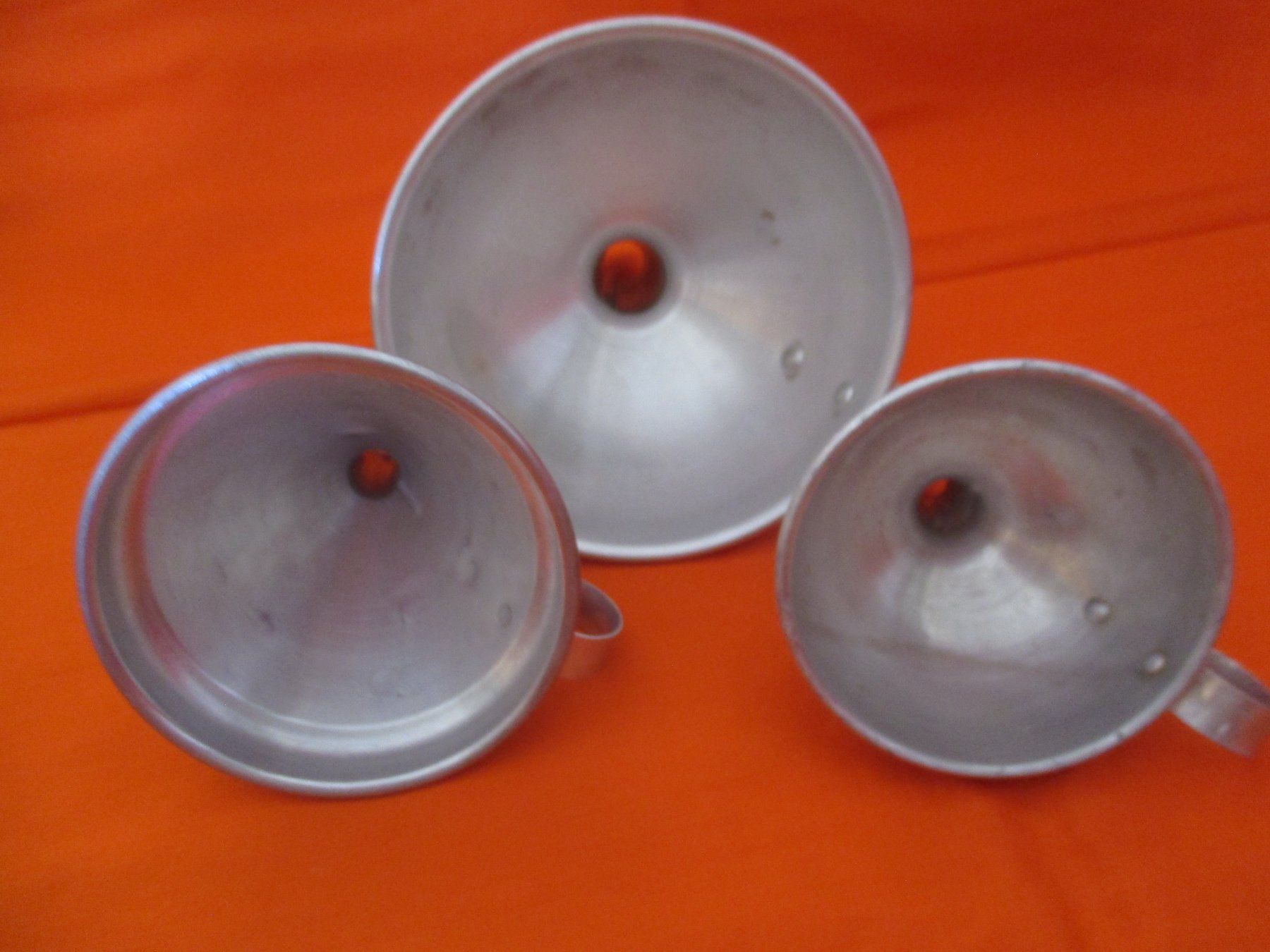 Gabbie, trasporto & Sicurezza: 3 Trichter Alu Aluminium – Usato da Birsfelden venduto da alles-muss-raus 1