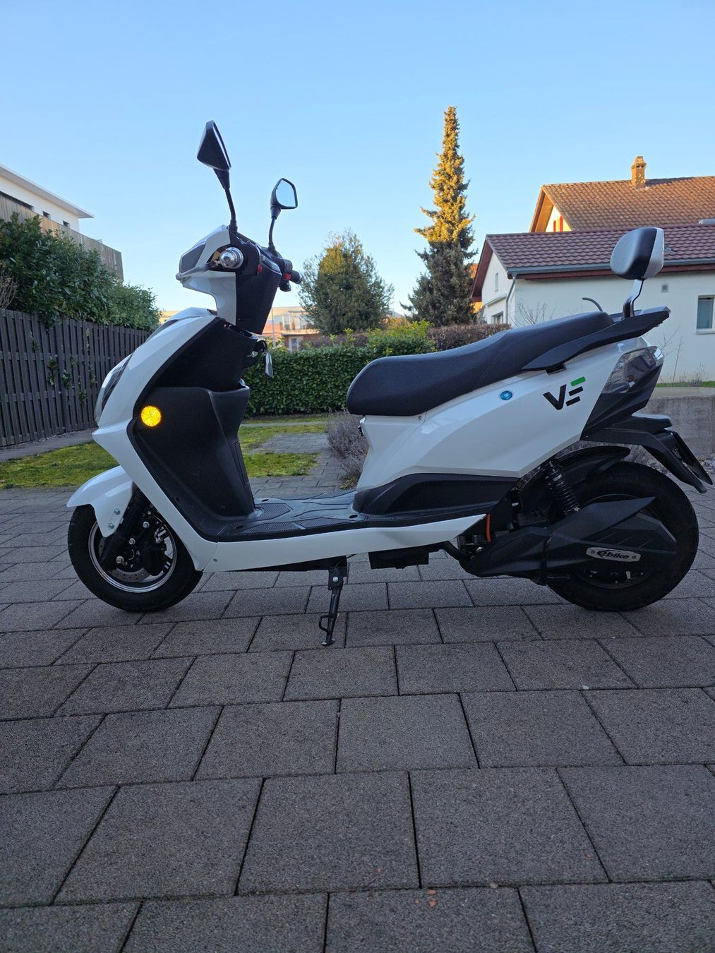 Scooter: E roller Vengo Leo – Usato da Derendingen venduto da curiskinho
