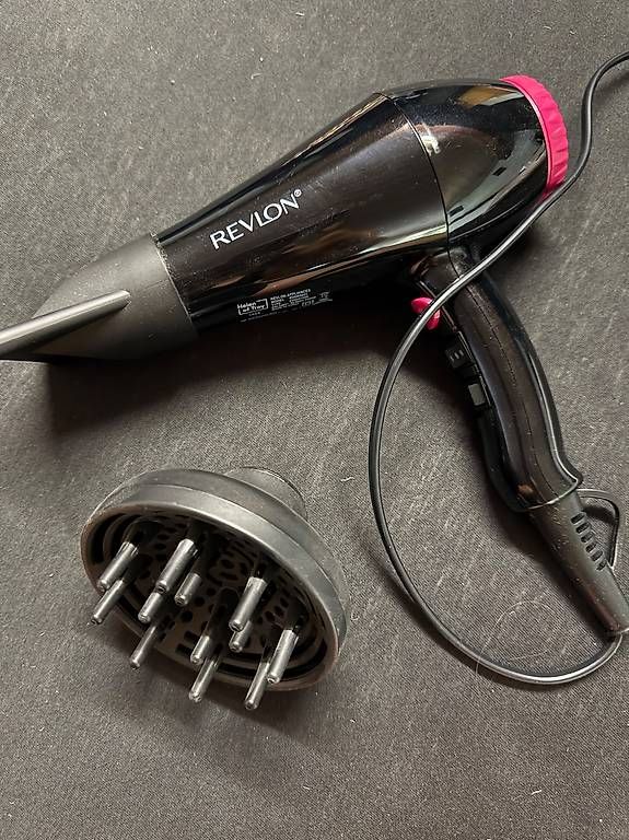 Revlon Asciugacapelli: Revlon Smooth Brilliance AC Föhn 2000 W mit Diffusor – Nuovo (secondo la descrizione) da Egerkingen venduto da lid_j22t 1