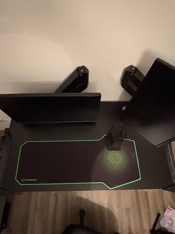 Tavoli: Ultradesk Space V2 – Usato da Ruggell venduto da knoedifisch 2