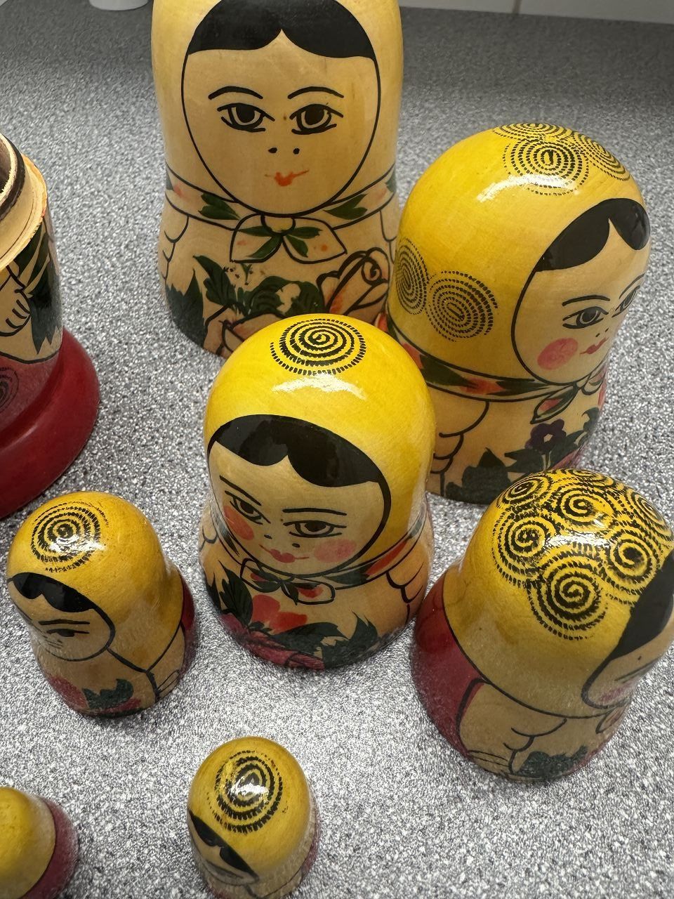 Figuren: Babuschka (7 teilig) – Gebraucht aus Bremgarten b. Bern von Bbu 2
