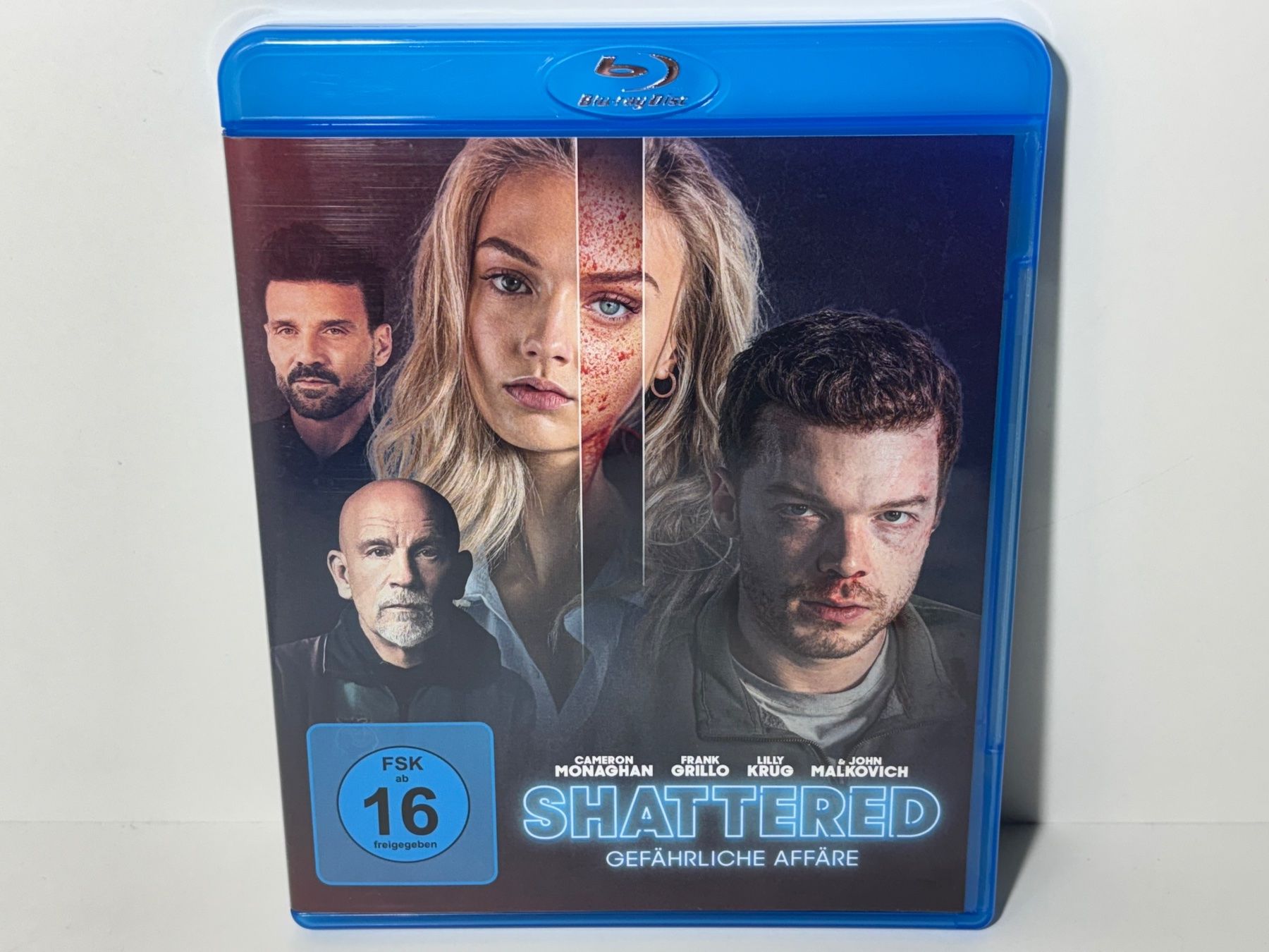 Tutti i DVDs: Shattered - Gefährliche Affäre Blu Ray – Usato da Wilderswil venduto da Sstriker