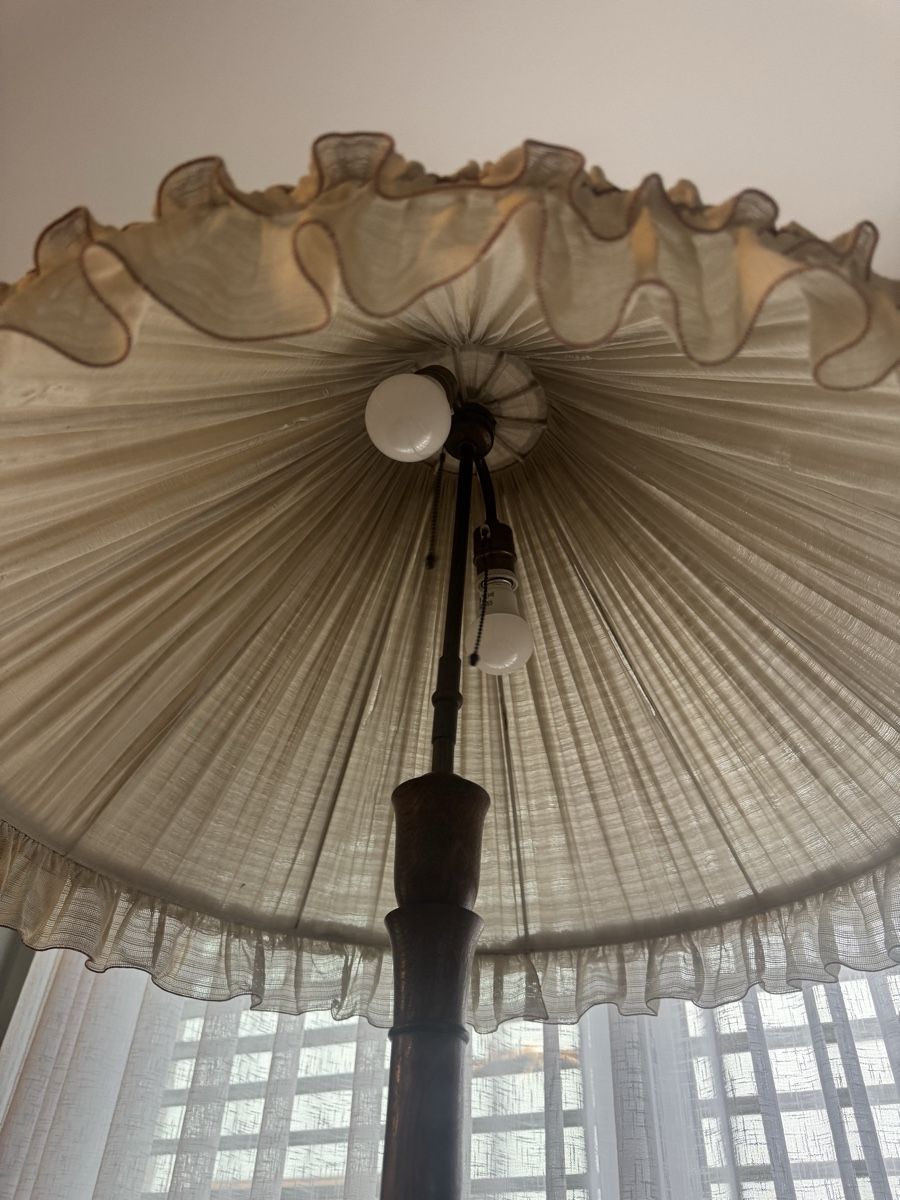 Lampade: Vintage Stehlampe mit Stoffschirm  – Usato da Oftringen venduto da Makeq 3