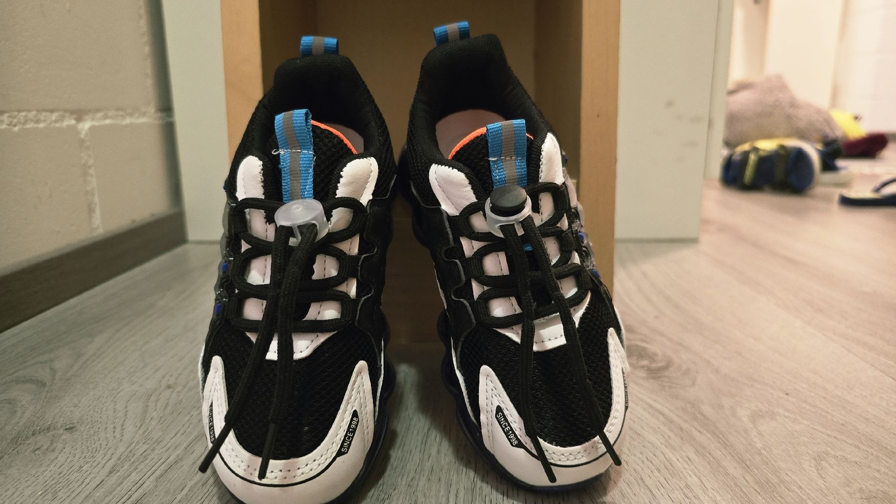 Chaussures garçon: Sneaker Neu gr. 28 – Neuf (Voir description) à Wängi par tamaso11 1