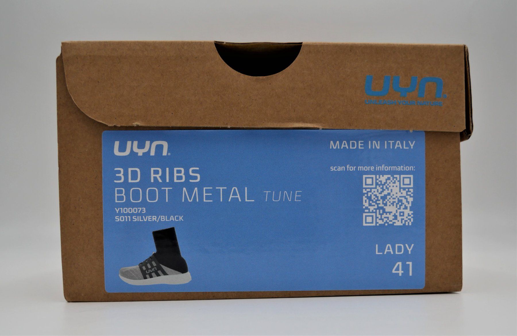 UYN Scarpe da donna: UYN 3D RIBS BOOT METAL TUNE, SILVER/BLACK, GR. 41 – Nuovo (secondo la descrizione) da Winterthur venduto da Restwert_Winterthur 4