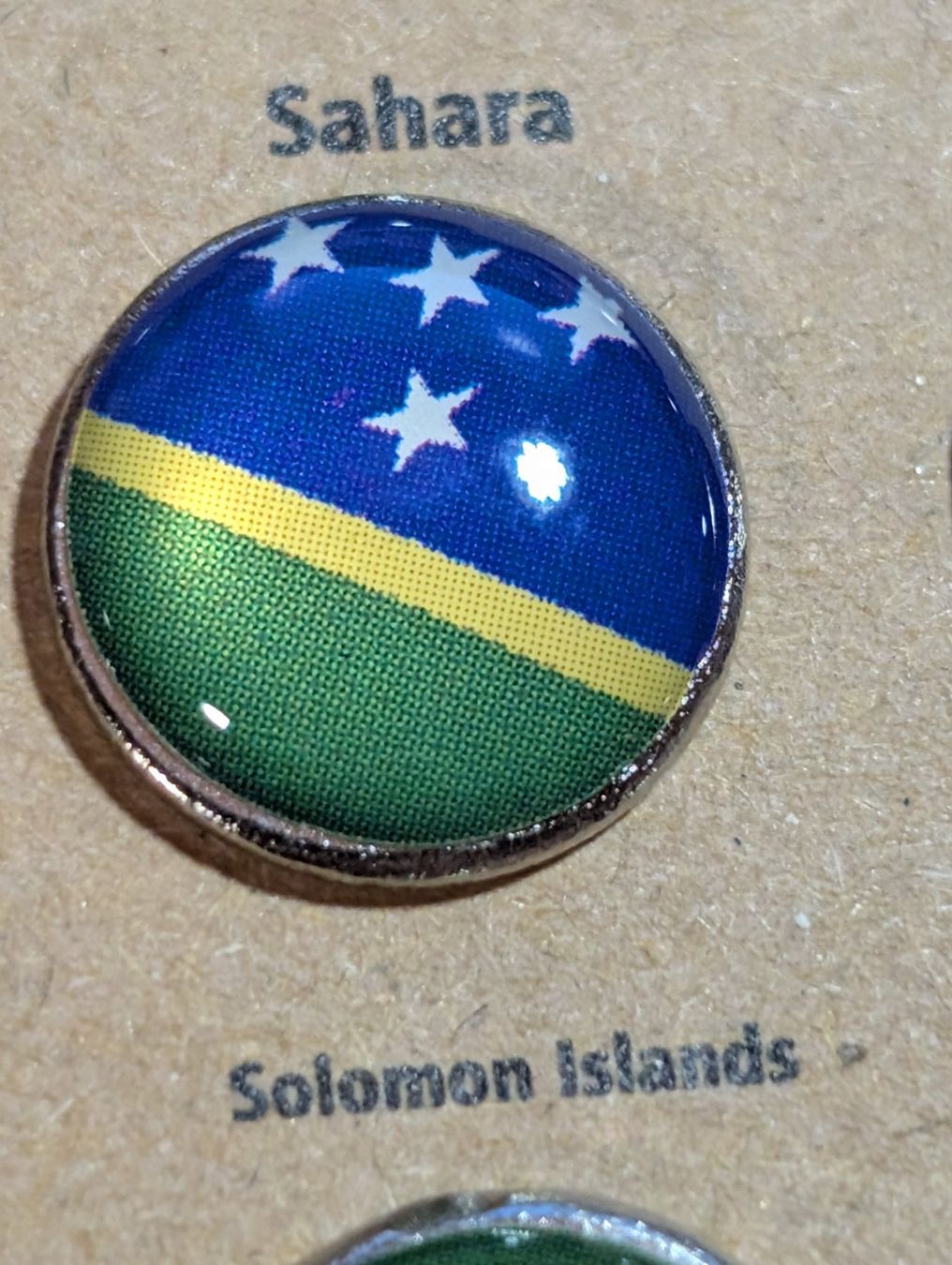 Plaketten & Abzeichen: Ansteckpin LW: Länderwappen – Gebraucht aus Oppligen von Pin-Fall-Shop