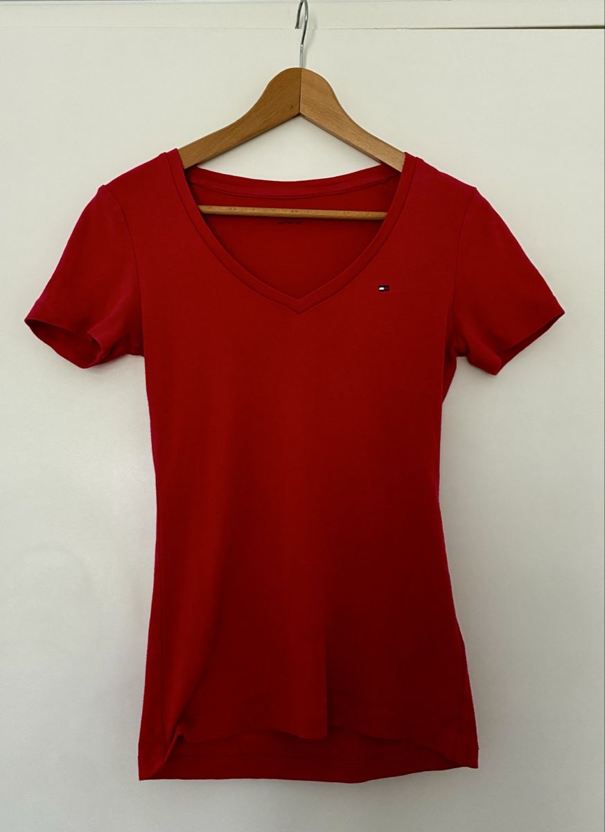 Tommy Hilfiger T-shirt: Tommy Hilfiger T-Shirt – Nuovo (secondo la descrizione) da Unterengstringen venduto da vivienneberger