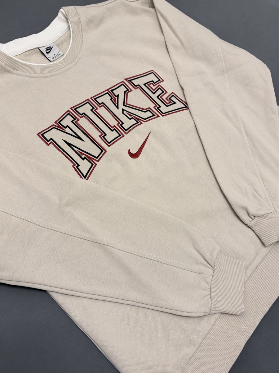 Nike Maglioni & Felpe: Nike Vintage Beige Pullover Gr.M – Usato da Zürich venduto da steal-deals 2