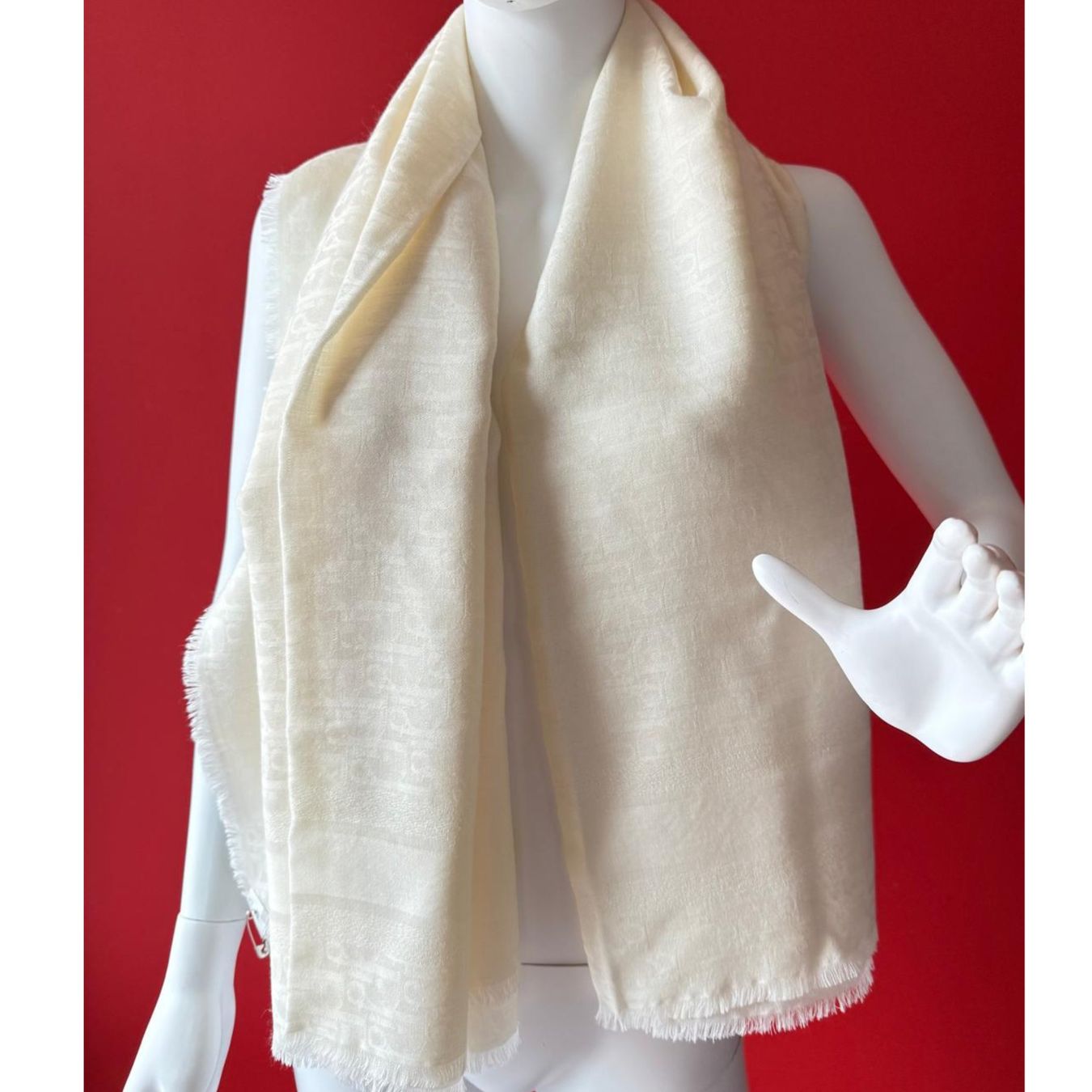 Dior Foulard & Sciarpe: Dior Schal schimmernd beige – Usato da Oberarth venduto da SSS. 3