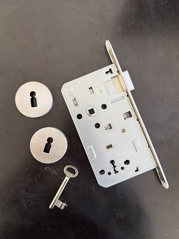 Cadenas: MSL Schloss NEU – D'occasion à Lenzburg par Amix