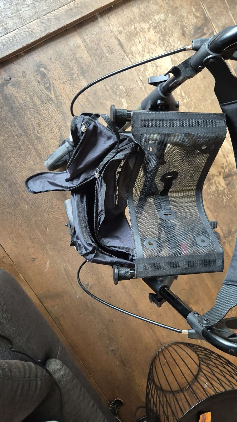 Aides à la marche: Rollator Taima M GT – Neuf (Voir description) à Zürich par plueschi02 2