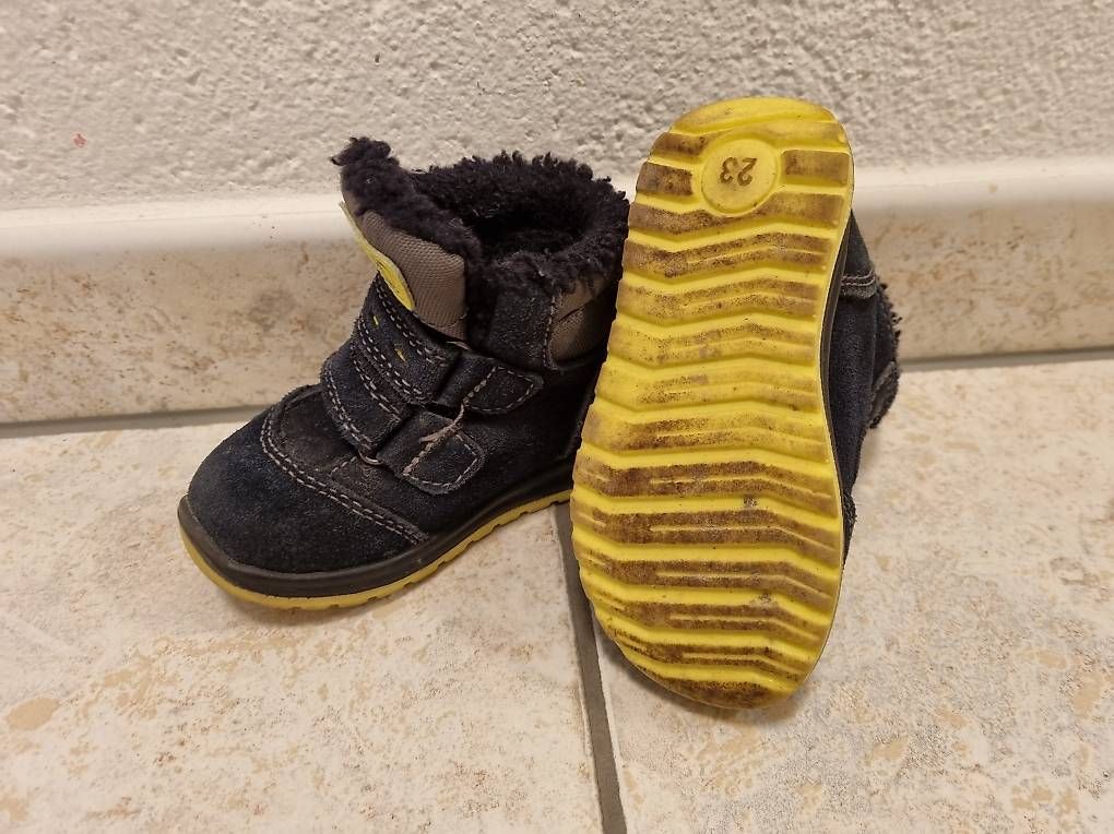 Schuhe für Jungen: Winterschuhe 23 – Gebraucht aus Horw von arco35 1