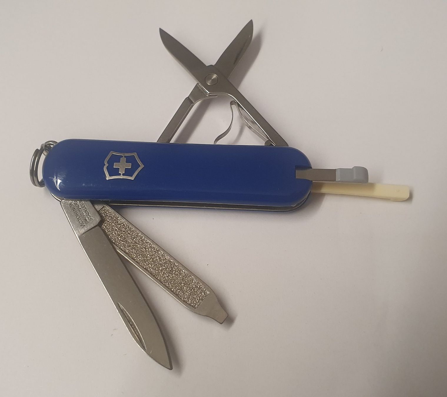 Victorinox Coltelli tascabile: 3 Victorinox Sackmesser mit Logo – Nuovo (secondo la descrizione) da Härkingen venduto da MarianneSi 8