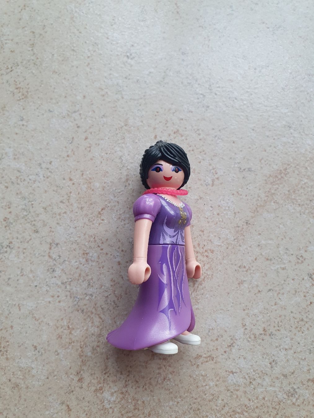 Playmobil Giocattoli: Playmobil Figur mit Kleid – Usato da Herznach venduto da _.Puch._