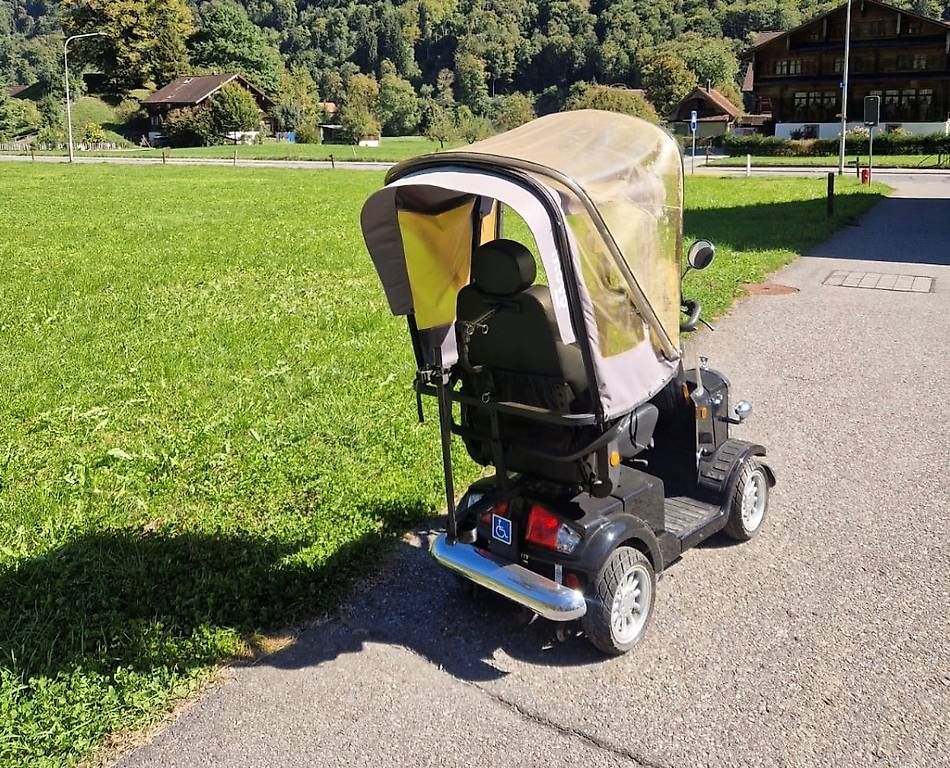 Voiturettes électriques: Elektromobil – Neuf avec emballage d'origine à Alpnach Dorf par razer05 2