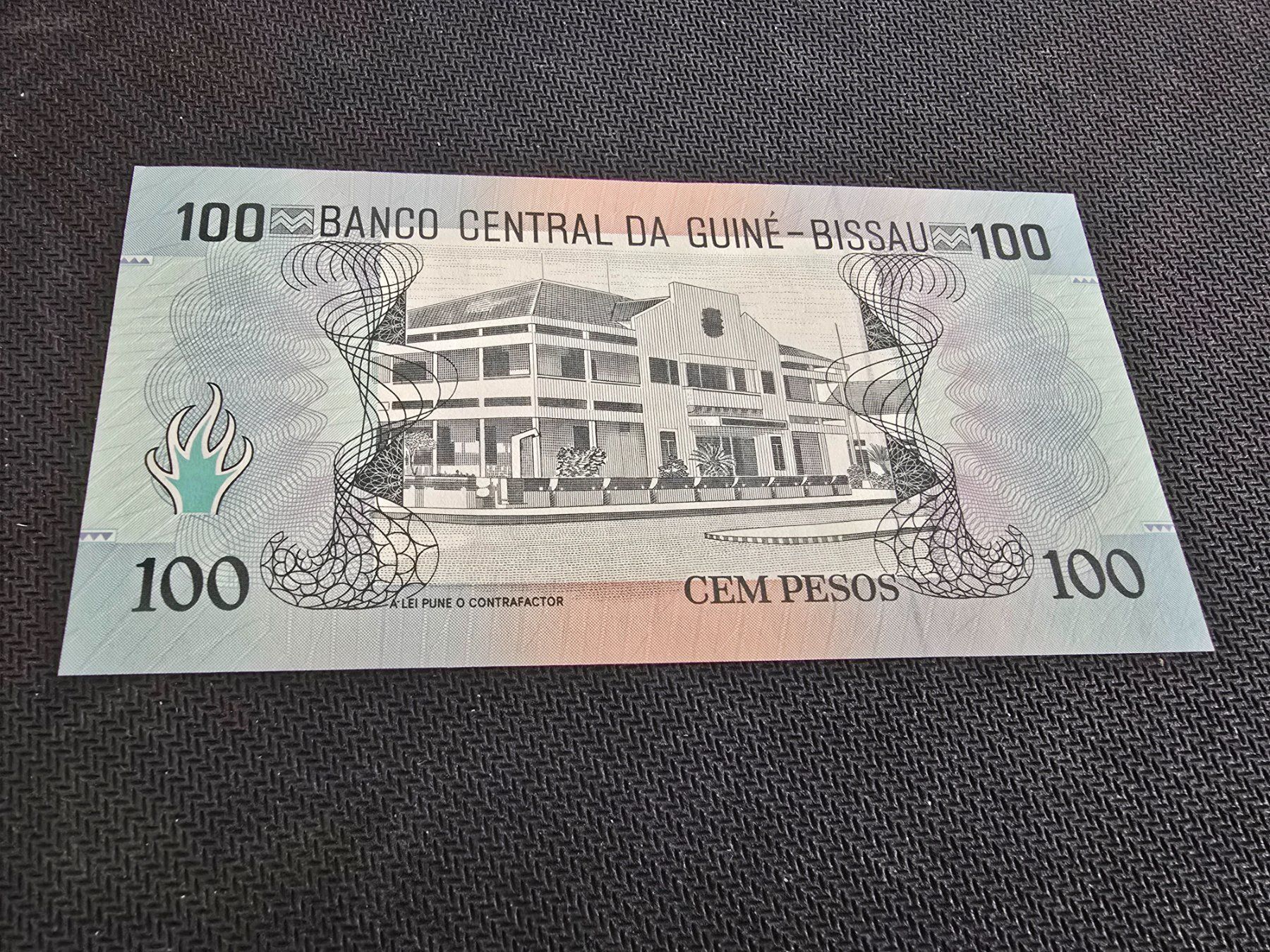 Banconote: Billet Guinée Bissau 100 – Nuovo (secondo la descrizione) da Petit-Lancy venduto da Minnie26 1