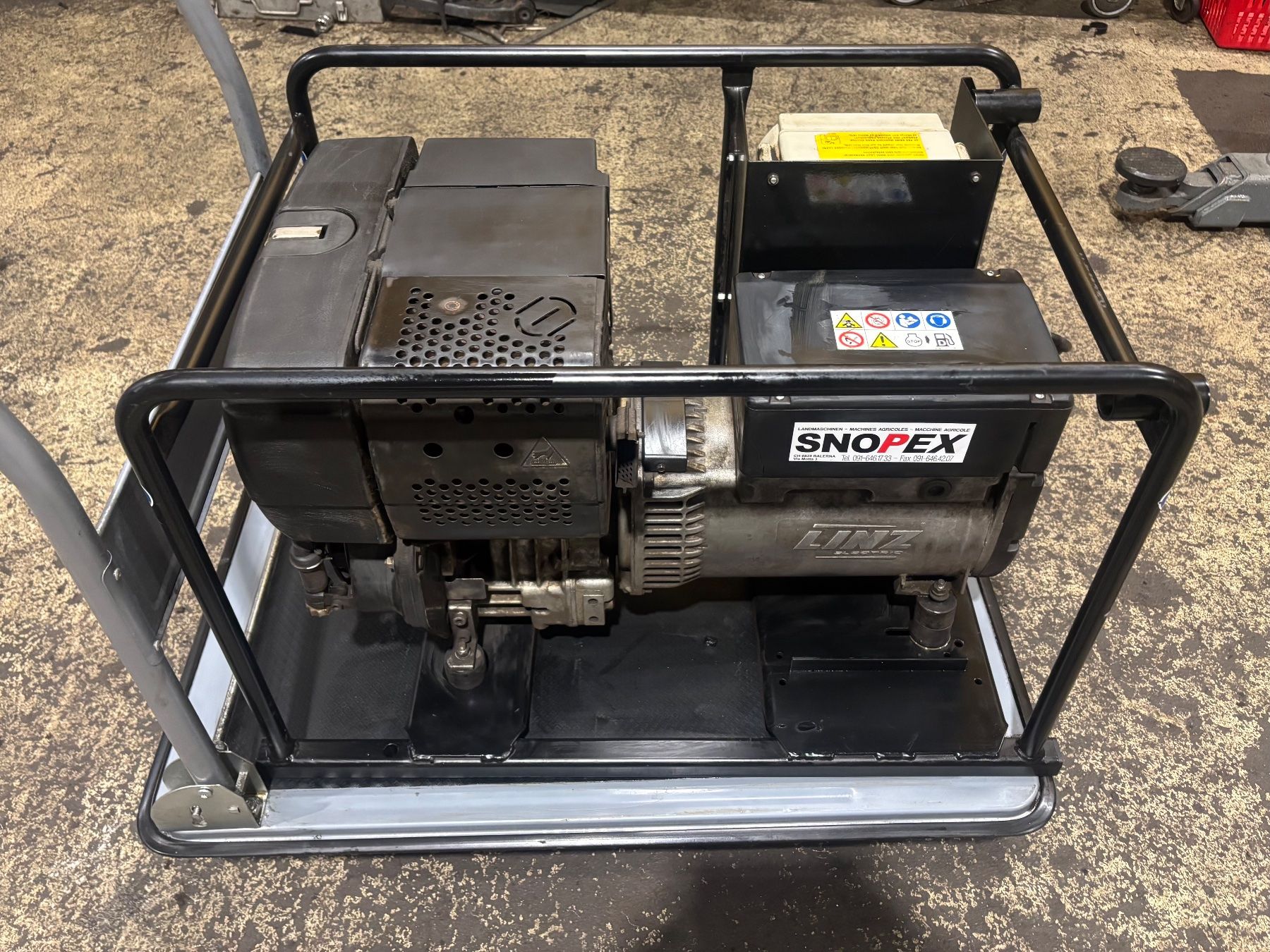 Generatori di corrente: Notstromagregat Hatz Diesel – Usato da Grono venduto da Alpina6537 1