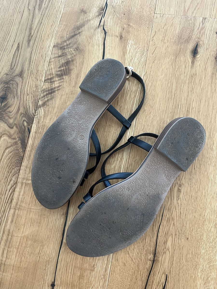 Scarpe da donna: Sandalen schwarz Riemchen Gr. 40 – Usato da Rapperswil SG venduto da zani_st 1