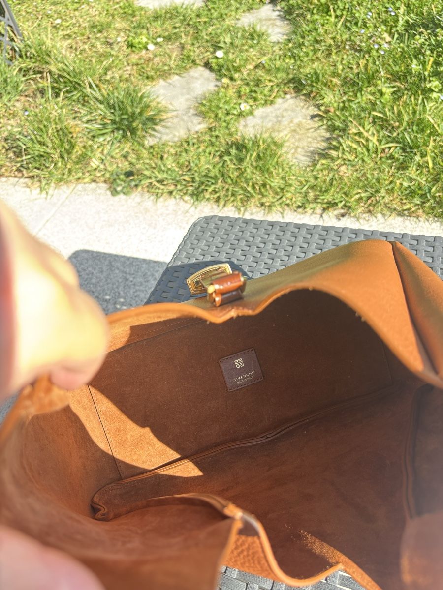 Borse da donna: Givenchy Hobo avec facture – Usato da Carouge GE venduto da lia_t7zd 9